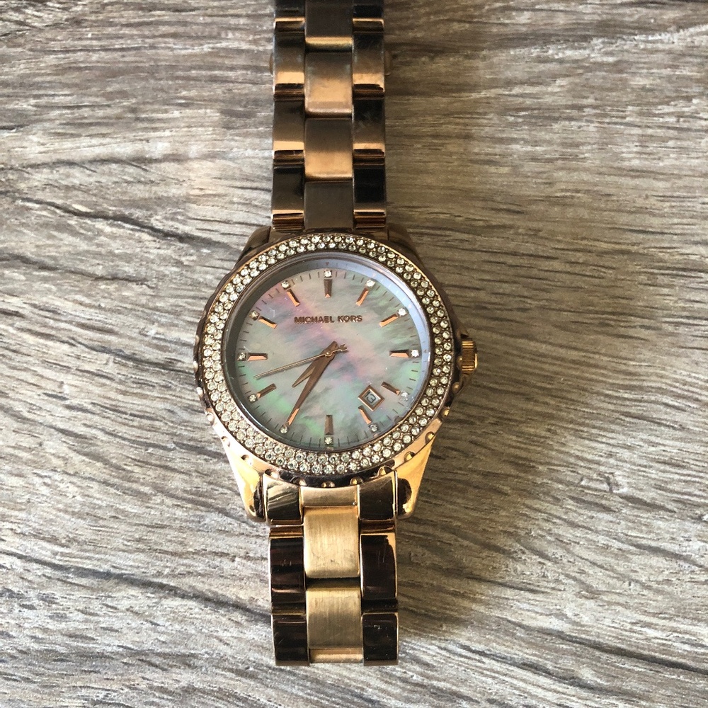 Mk Watch - image 1